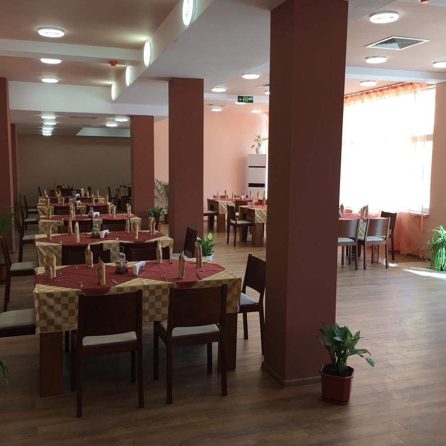 Hotel Bojur Mineralni Bani Exterior foto